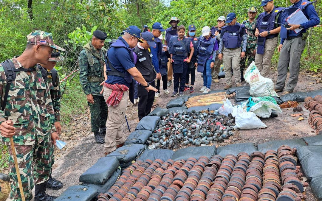 ขสป.พนมดงรัก ร่วมให้การต้อนรับและตรวจพื้นที่ของพลเอกศุภธัช นรินทรภักดี ผู้อำนวยการศูนย์ปฎิบัติการทุ่นระเบิดแห่งชาติ