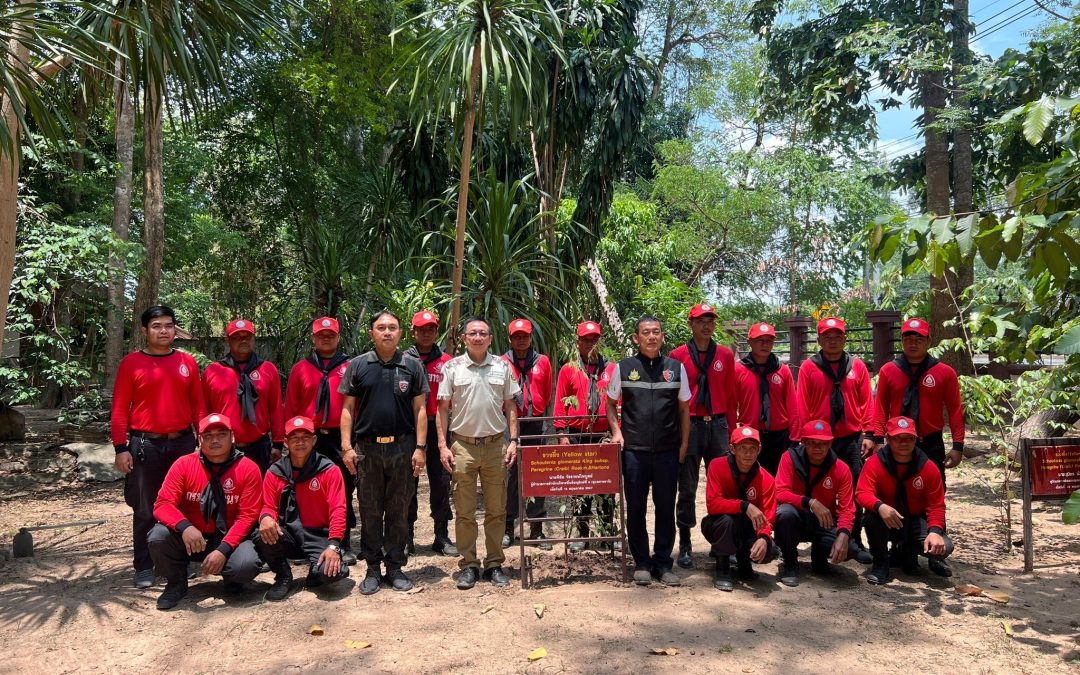 ผอ.สบอ.9​ ตรวจเยี่ยมและให้กำลังใจการปฎิบัติงานแก่เจ้าหน้าที่ สถานีควบคุมไฟป่าภูผาเทิบ-ภูผายล หน่วยป้องกันรักษาป่าที่ มห.1 และสวนรุกขชาติดงบังอี่