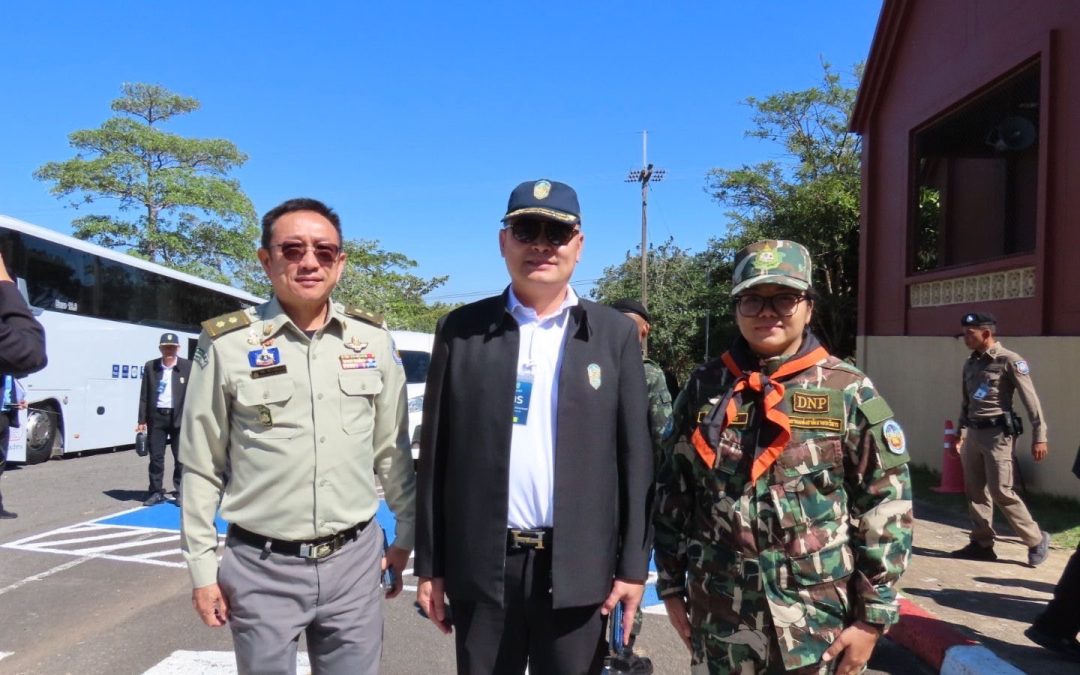 สบอ.9 (อุบลราชธานี) ร่วมให้การต้อนรับคณะคณาจารย์และนักศึกษาวิทยาลัยป้องกันราชอาณาจักร (วปอ.) รุ่นที่ 67 ในการดูกิจการและศึกษาภูมิประเทศภาคตะวันออกเฉียงเหนือ ณ ผามออีแดง อุทยานแห่งชาติเขาพระวิหาร จังหวัดศรีสะเกษ
